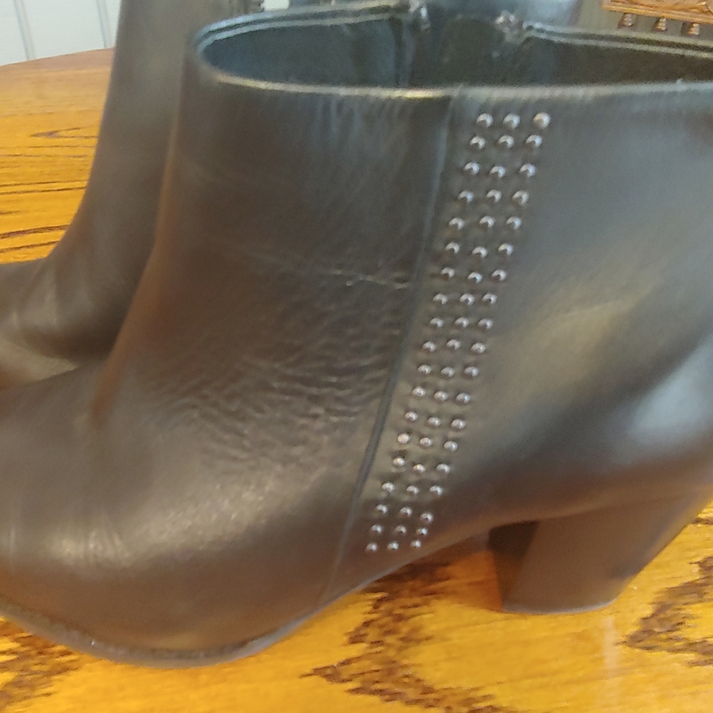 Genuine Leather Ankle Boots-size 11